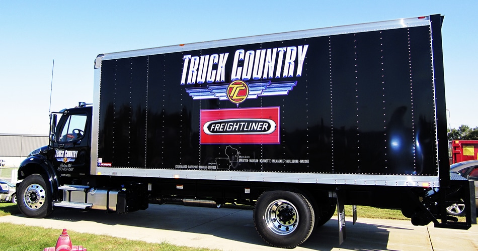 Freightliner box truck lettering & graphics for Truck Country Madison, Wisconsin.